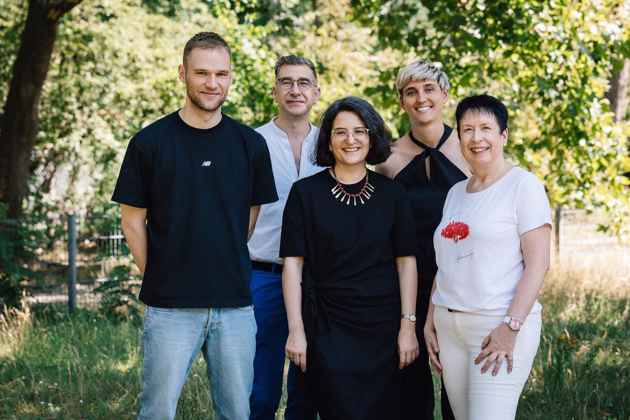 TEAM 7-2024_AB_Gender_and_Diversity_Team_02